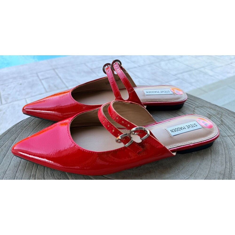 Steve Madden Red Patent Leather Pointed Toe Buckle Flat Sandals Women’s 10 NEW